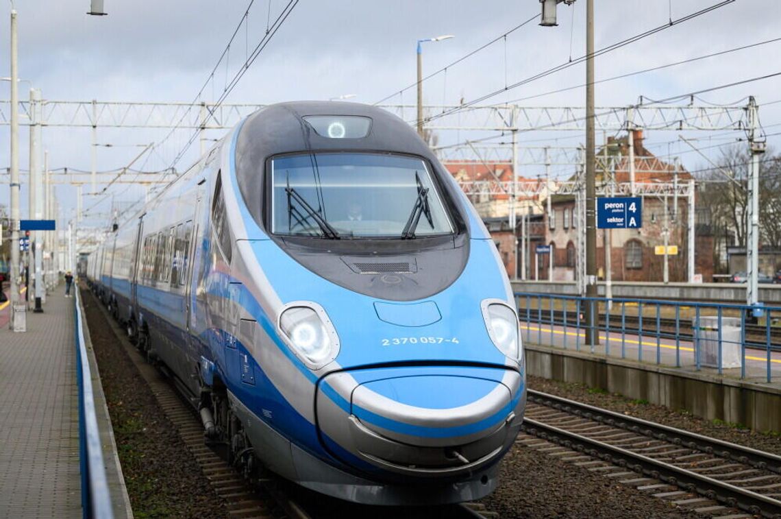 W letnim rozkładzie jazdy PKP Intercity na pasażerów czeka 514 połączeń dziennie