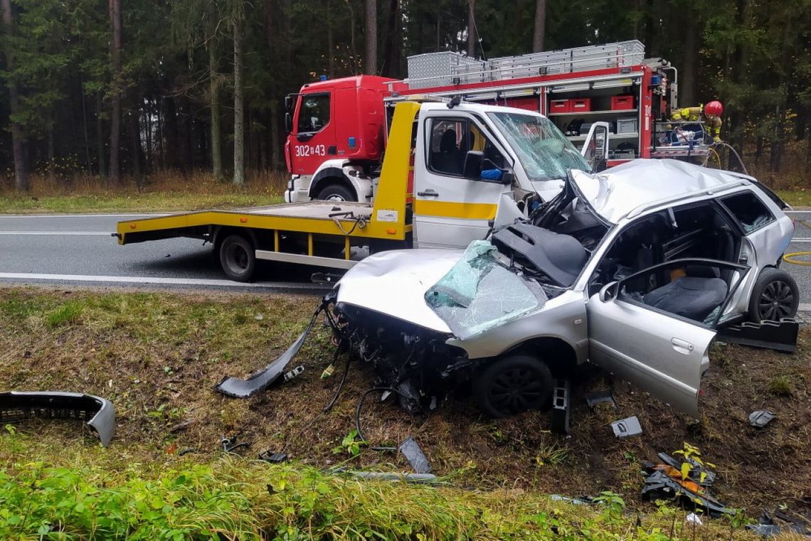 W okresie Wszystkich Świętych na drogach doszło do ponad 330 wypadków; zginęło 31 osób 