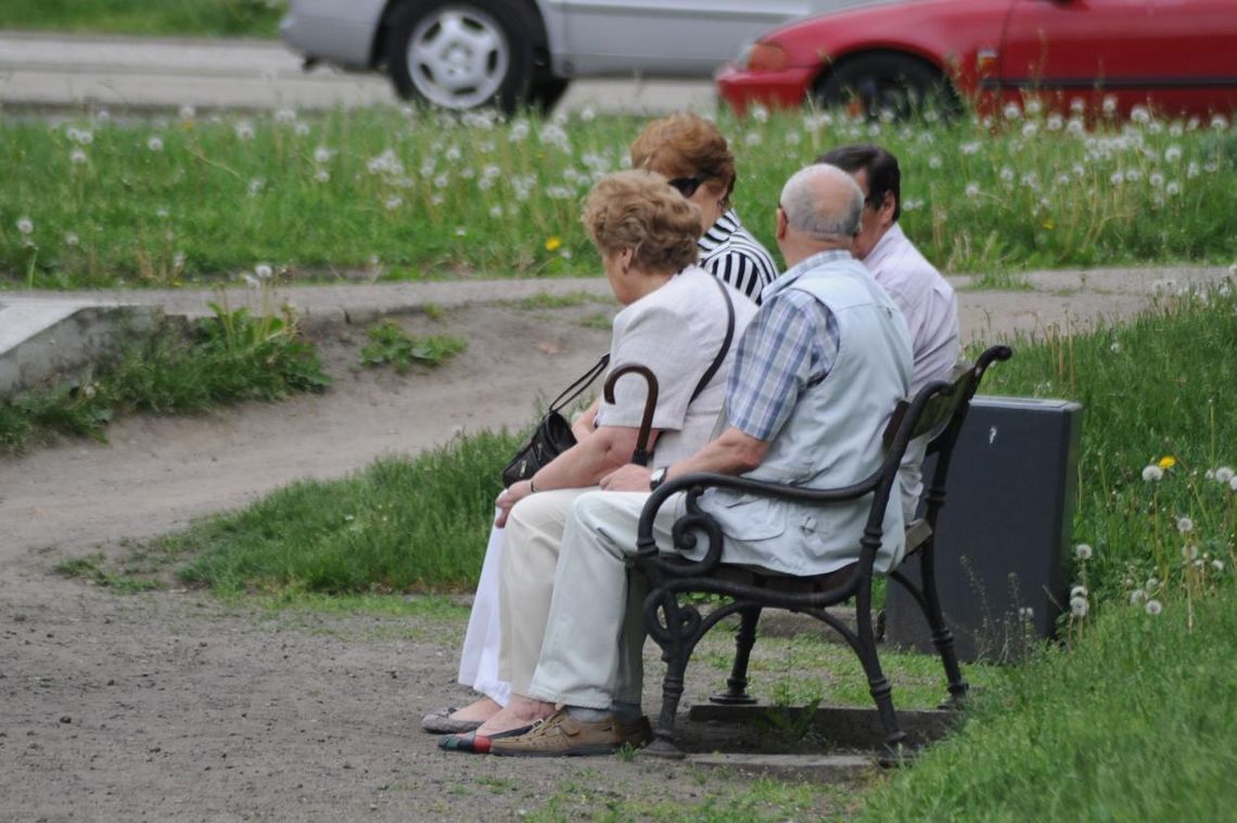 W piątek czternaste emerytury otrzyma ponad 1,1 mln osób