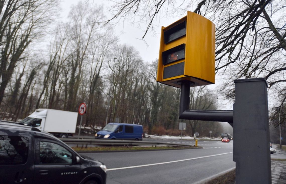 W pierwszym miesiącu wakacji fotoradary zarejestrowały 113,5 tys. wykroczeń