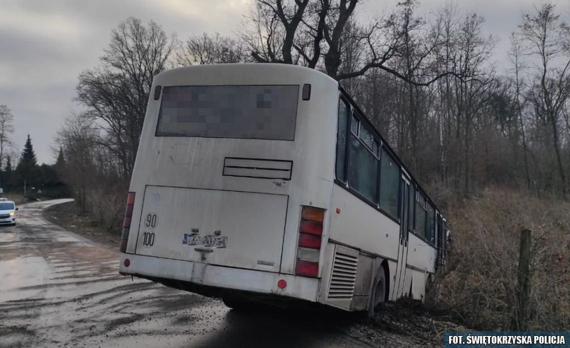 W powiecie kazimierskim zawodowi kierowcy przewozili dzieci będąc pod wpływem 