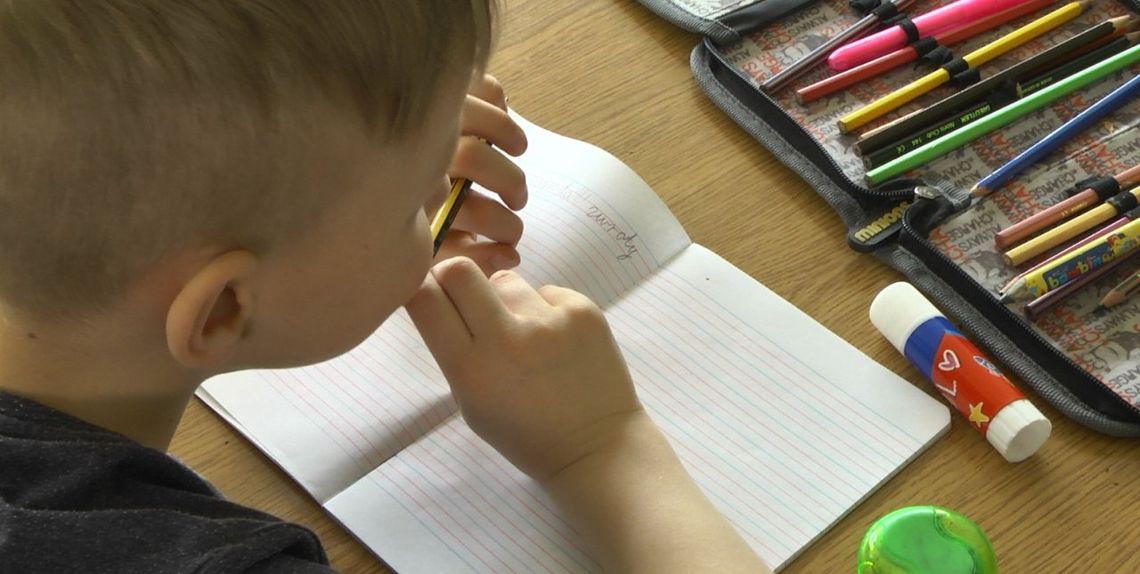 Wiceminister edukacji: możliwe, że wkrótce do szkół wróci więcej uczniów