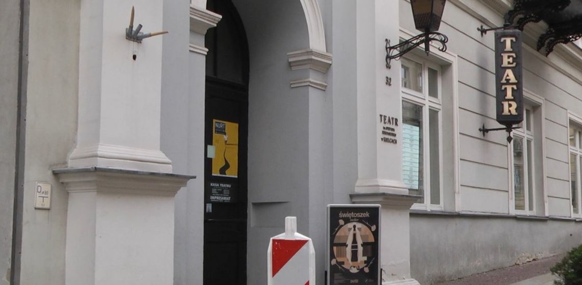 Zaproś babcię i dziadka do Teatru