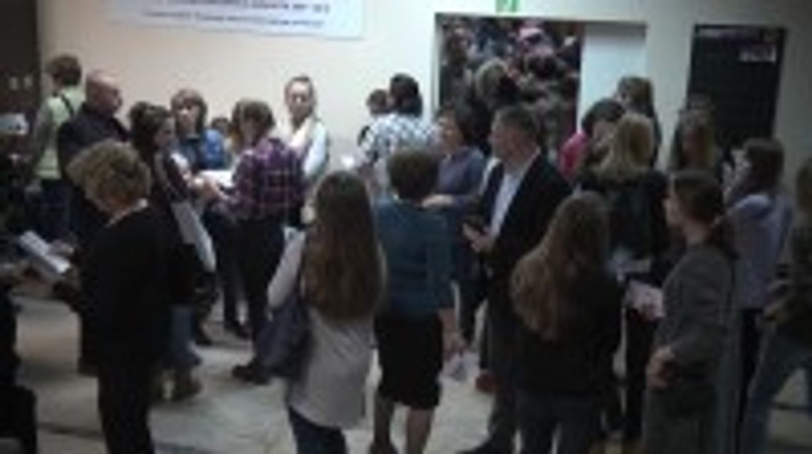 "Życie na krawędzi" podczas Nocy Biologów na UJK "Życie na krawędzi" podczas Nocy Biologów na UJK