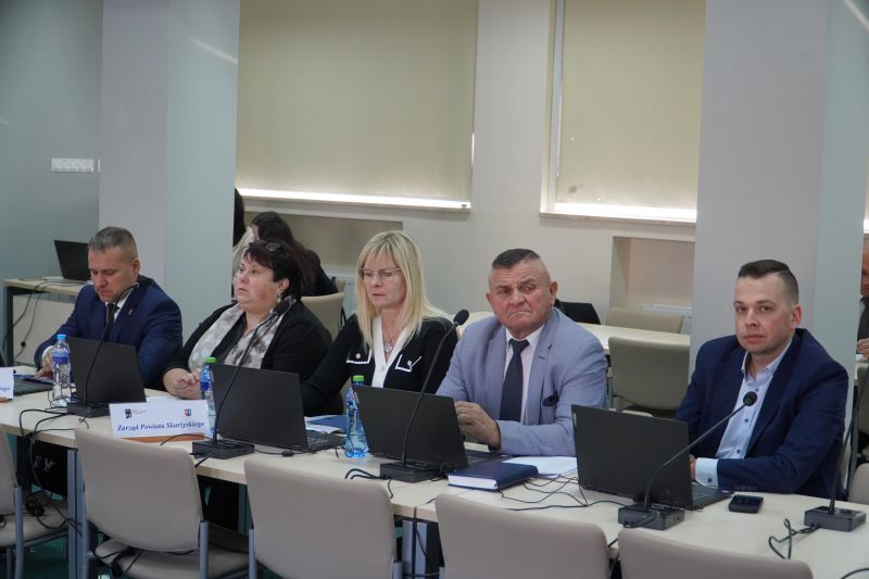 LVIII sesja Rady Powiatu Skarżyskiego - zarząd powiatu