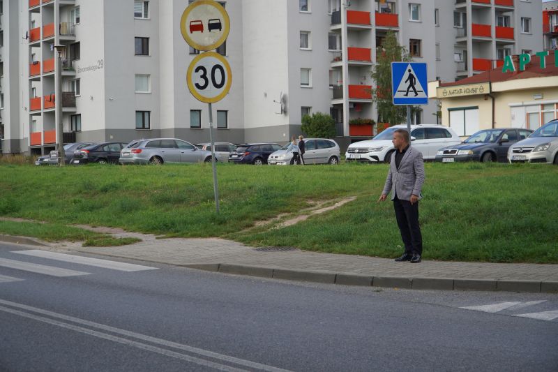 przejście dla pieszych w Skarżysku-Kamiennej, ul Żeromskiego  